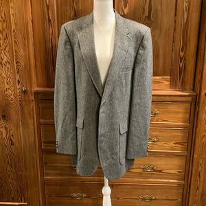 Gray sports coat wool blend